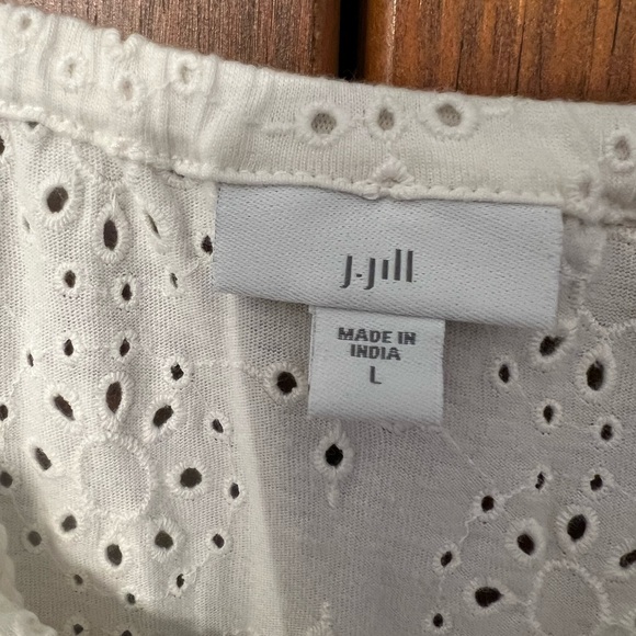 I Jill women’s size large 3/4 length eyelet top - Picture 2 of 4